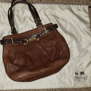 Brown Coach purse - like new